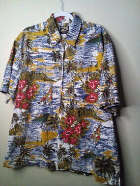 Rue 21 Hawaiian Shirt Men L Short Sleeve Button Up Tropical Cotton Blue Gold